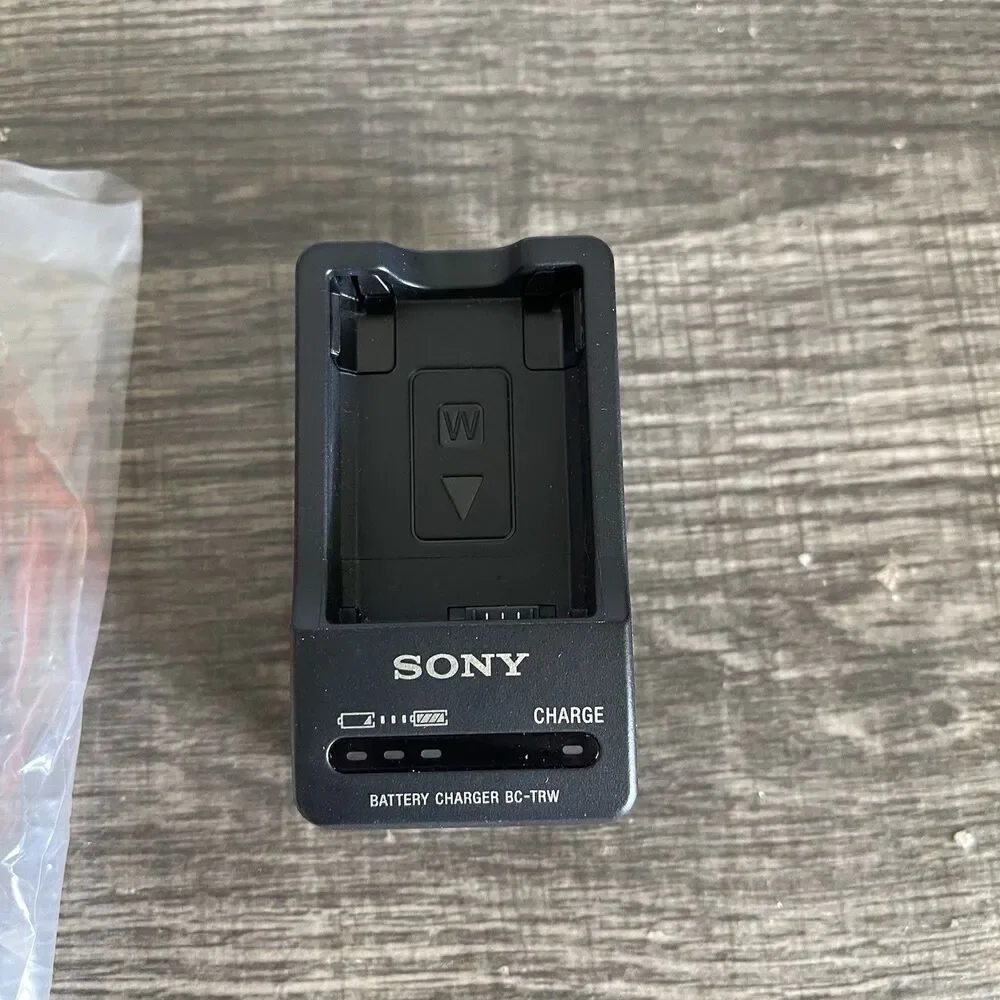Sony BC-TRW USB Battery Charger for NP-FW50 W Series, Black,LED Indicator Tested